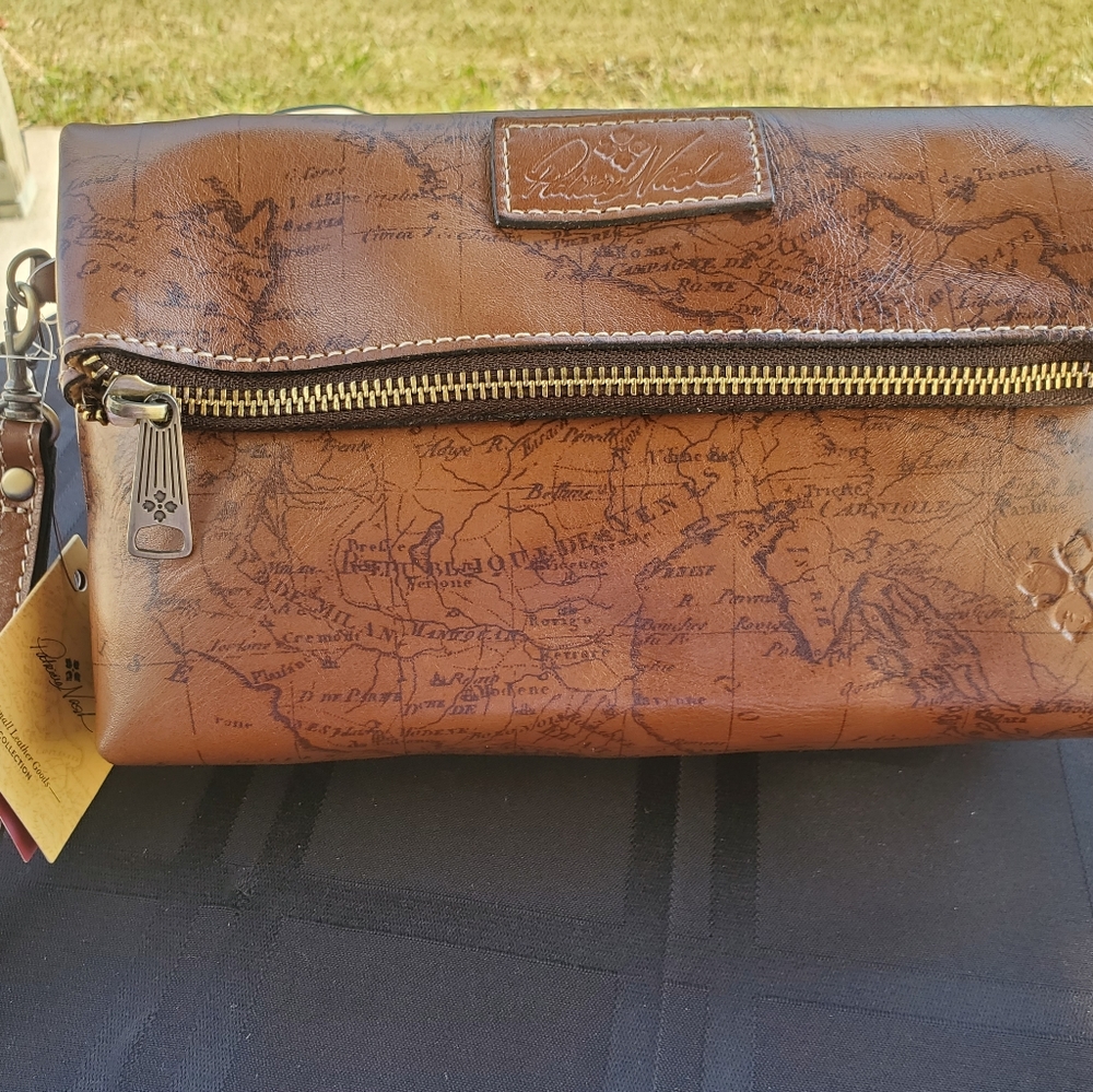 Patricia Nash "Valerie" Clutch Wristlet in Riot Rust (NWT)